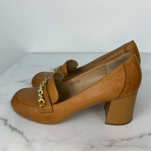 Tahari Chunky Heel Gold Chain Lulu Caramel Brown Loafers 9 - Picture 5 of 10